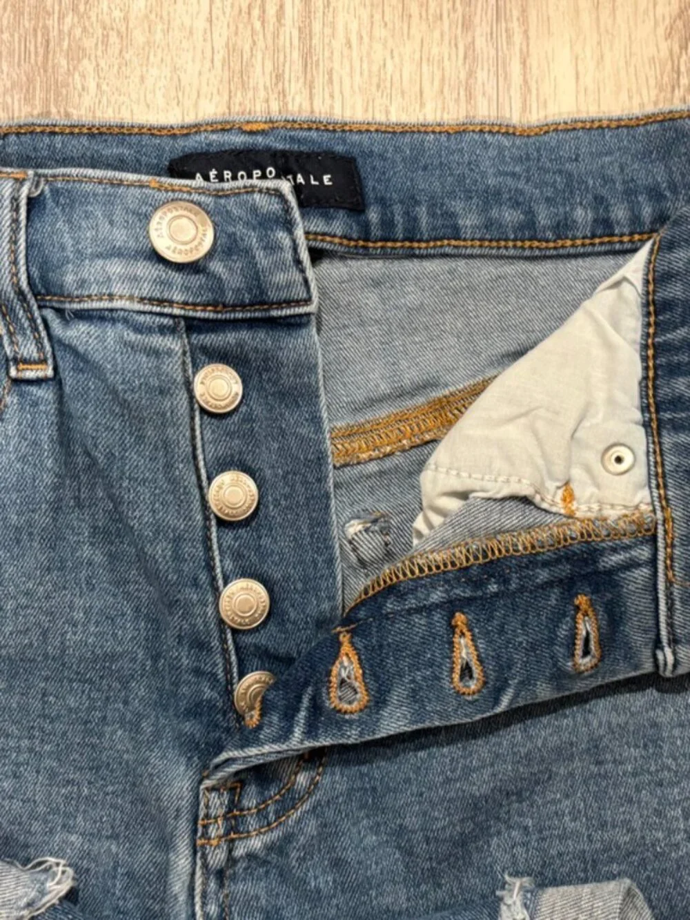 Aéropostale High-Rise Distressed Cuffed Denim Shorts Size 2